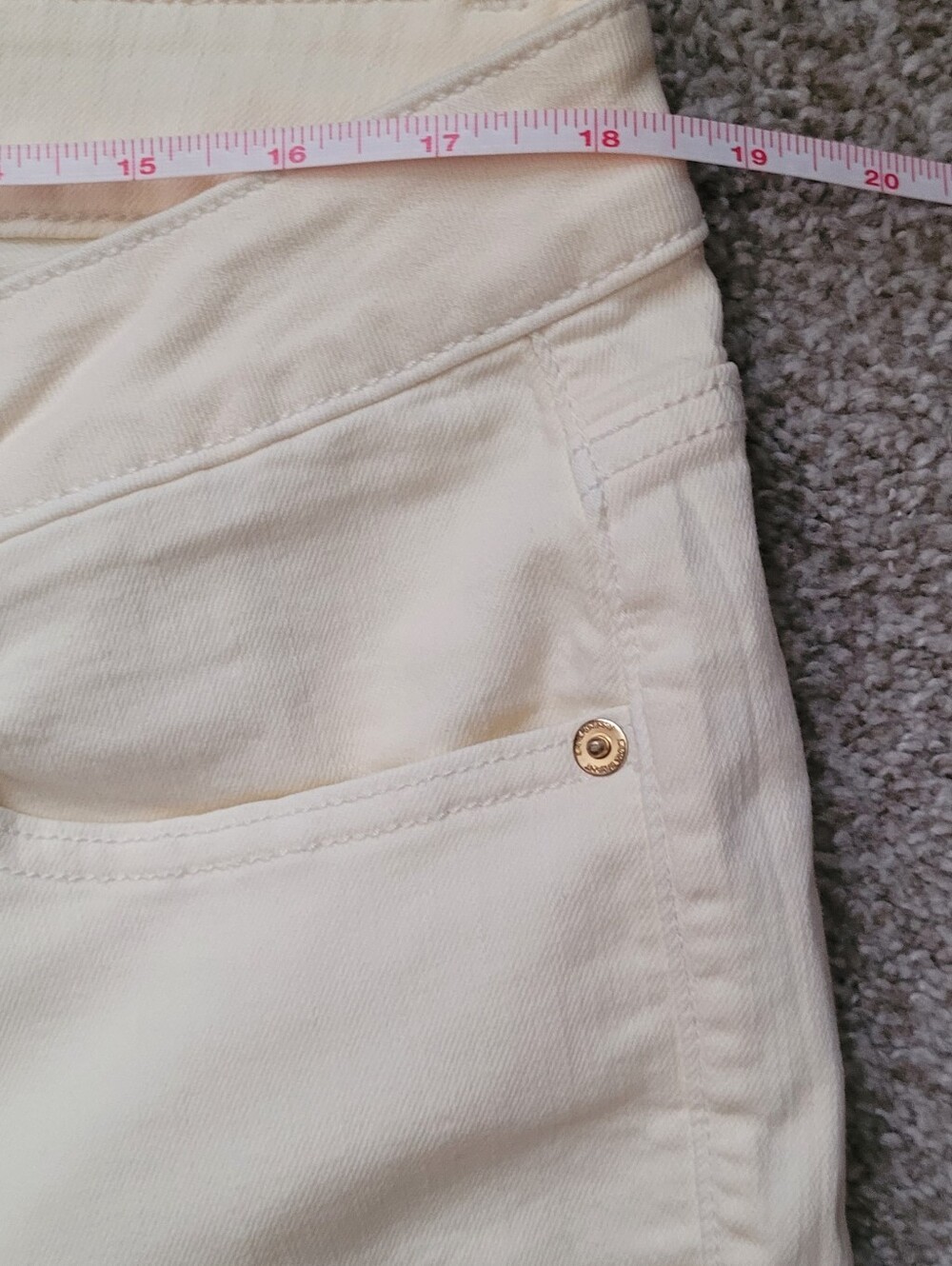 Plus size jeans - Picture 3 of 10